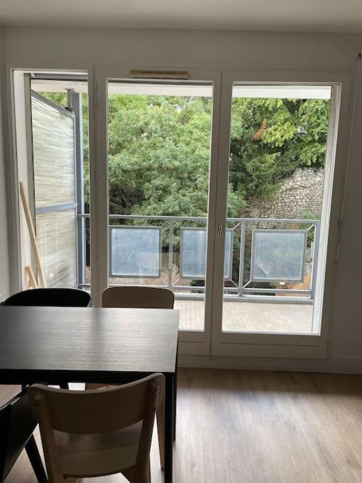 Le Bon Quai Apartment *